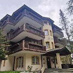La Perle Aparthotel 3*
