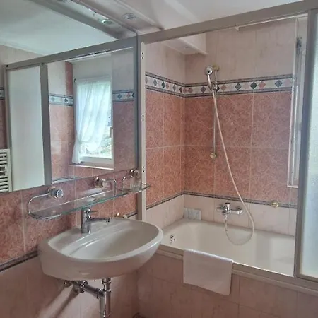 La Perle Aparthotel *